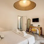 Olga Luxury Konukevi
