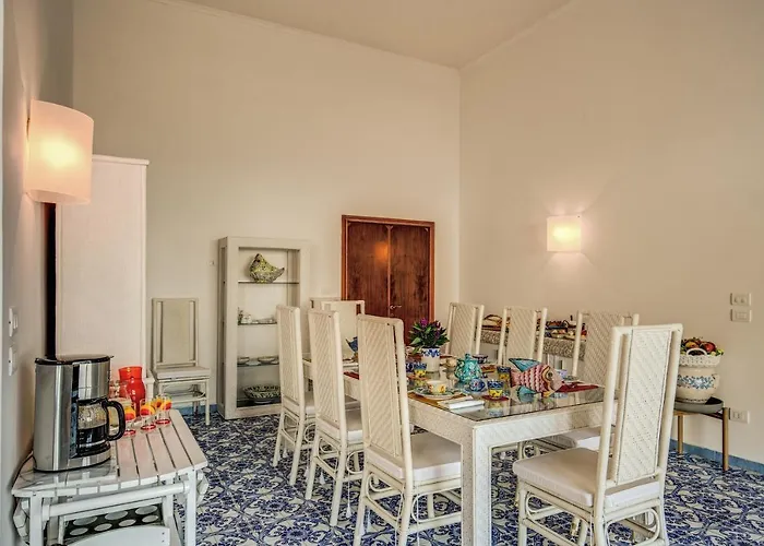 Olga Luxury 2* Капри