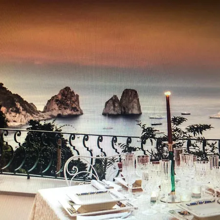 Olga Luxury 2* Capri